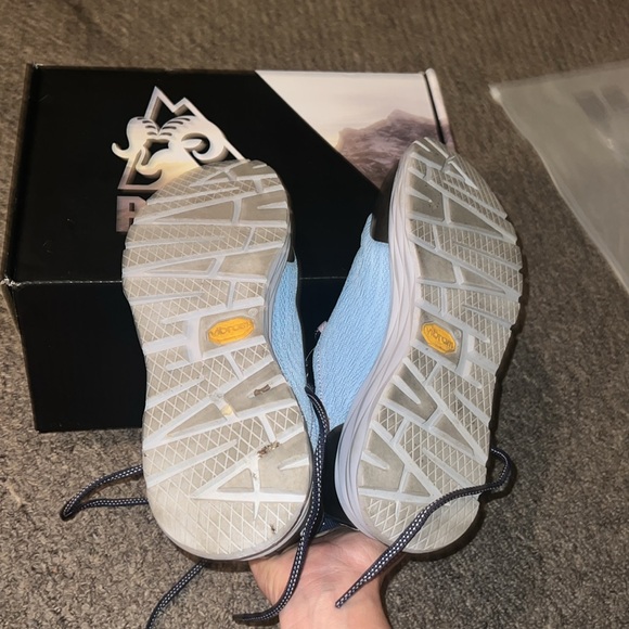 Boots - Picture 7 of 9